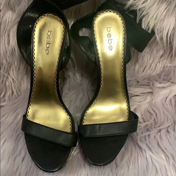 Beautiful Bebe snakeskin Boho wedges! 😍 - Picture 5 of 6